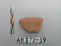 藏品(紅色夾砂繩紋陶口緣)的圖片